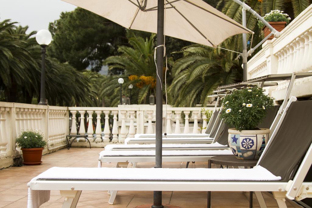 Villa Imperiale Hotel Spotorno Exterior foto